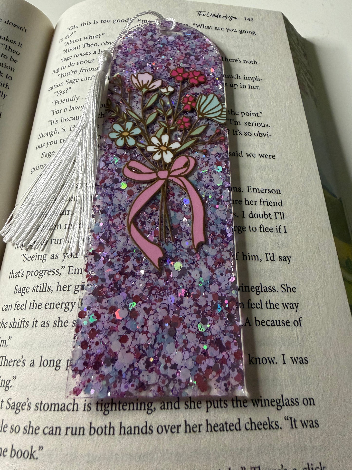 Flower Bouquet Glitter Resin Bookmark