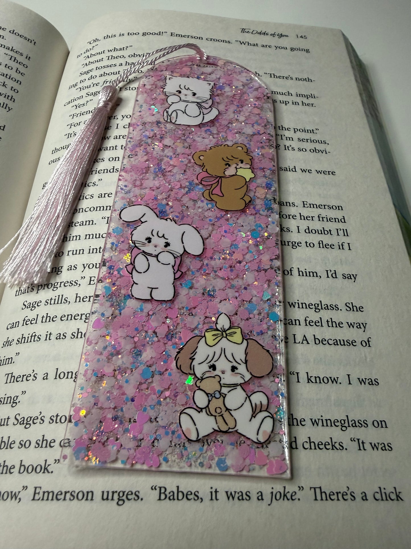 Mikko Glitter Resin Bookmark